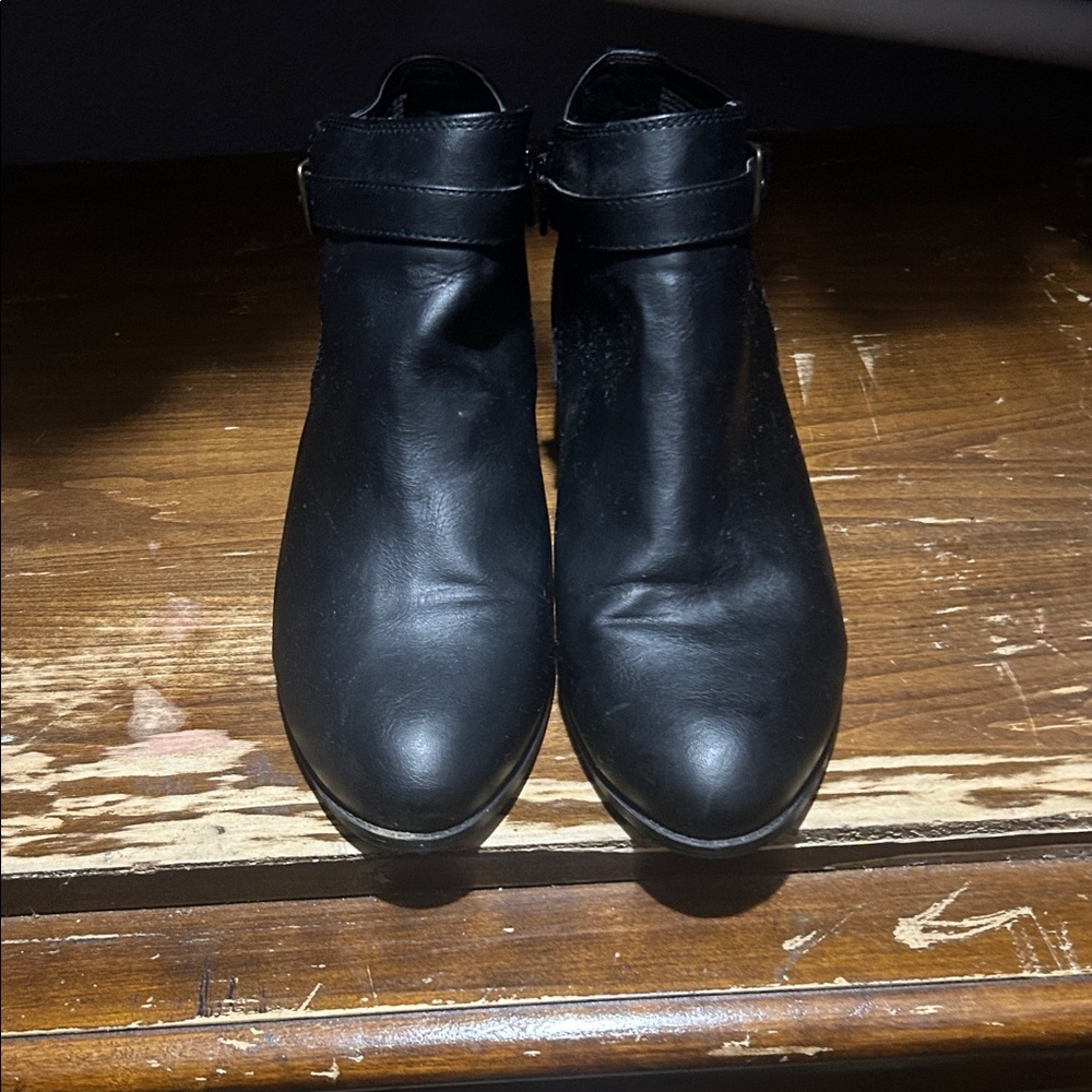 American Eagle Outfitters Black Ankle Booties